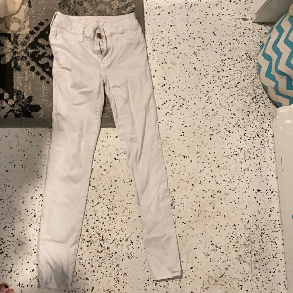white jeggings